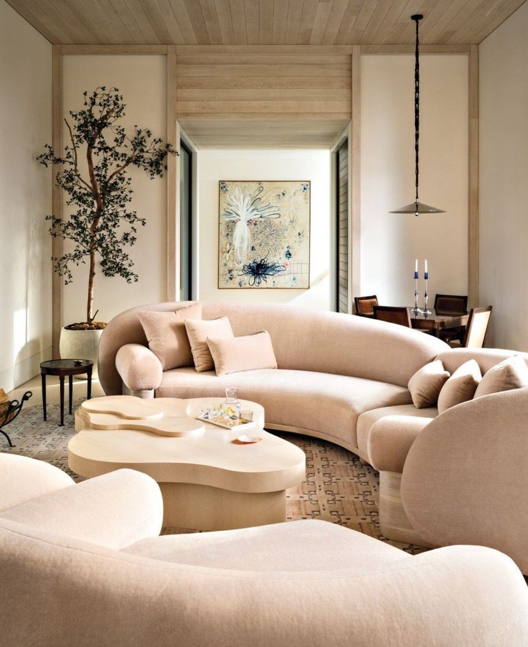 You can catch me here all day. (Design by @valeriepenastudio, photo by @joeinstakramm)  #thecravecollective #interiordesign #design #livingroom #interiors123