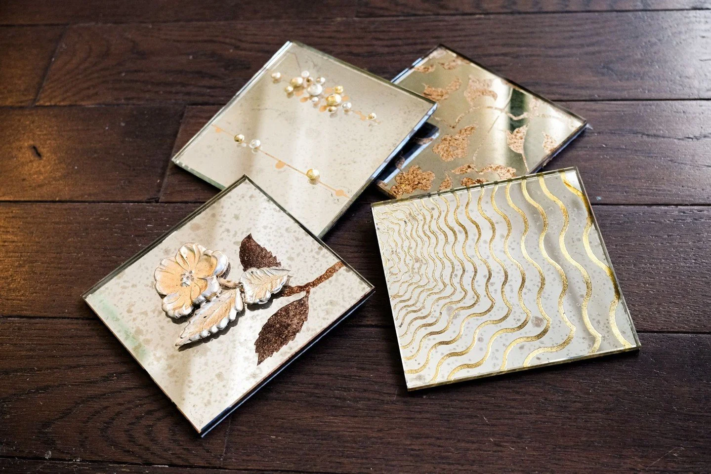 Pretty Verre Eglomise samples from @mjatelier available at the Salon! Stop by to see them in person.  #thecravecollective #wallpaper #handmade #oneofakind #madeinusa