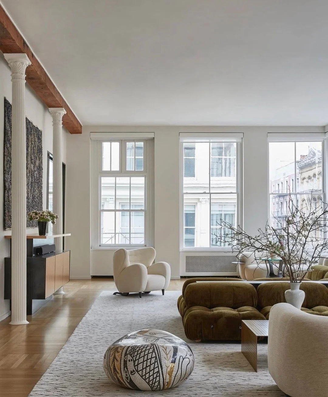 So perfectly designed. (Design by @marissastokesid, photo by @jacobsnavely)  #thecravecollective #interiordesign #design #livingroom #interiors123