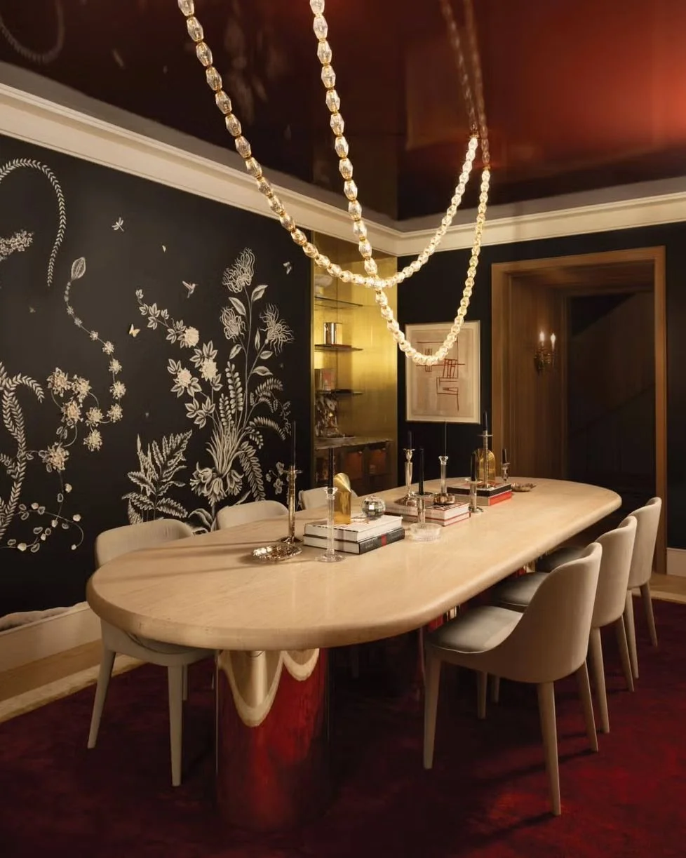 Obsessed with this custom @mjatelier hand sculpted wallcovering in this chic dining room! (Design by @studiod_drw, photo by @kyliefitts)  #thecravecollective #wallpaper #handmade #oneofakind #madeinusa