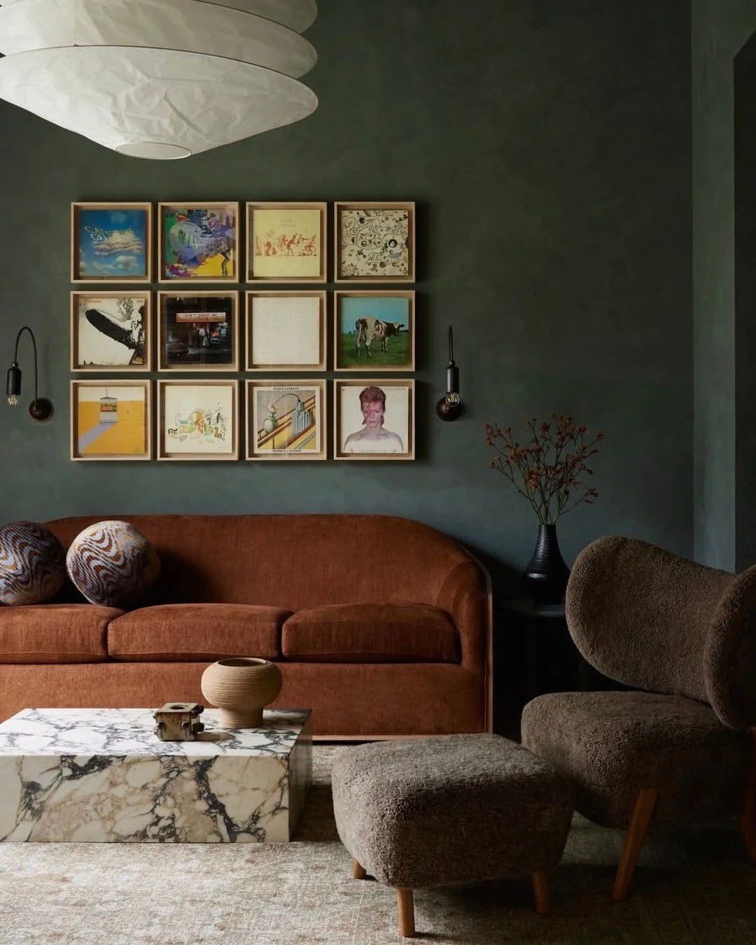 Dark and moody. (Design by @meglonerganinteriors, photo by @lauraresenphotography)  #thecravecollective #interiordesign #design #livingroom #interiors123