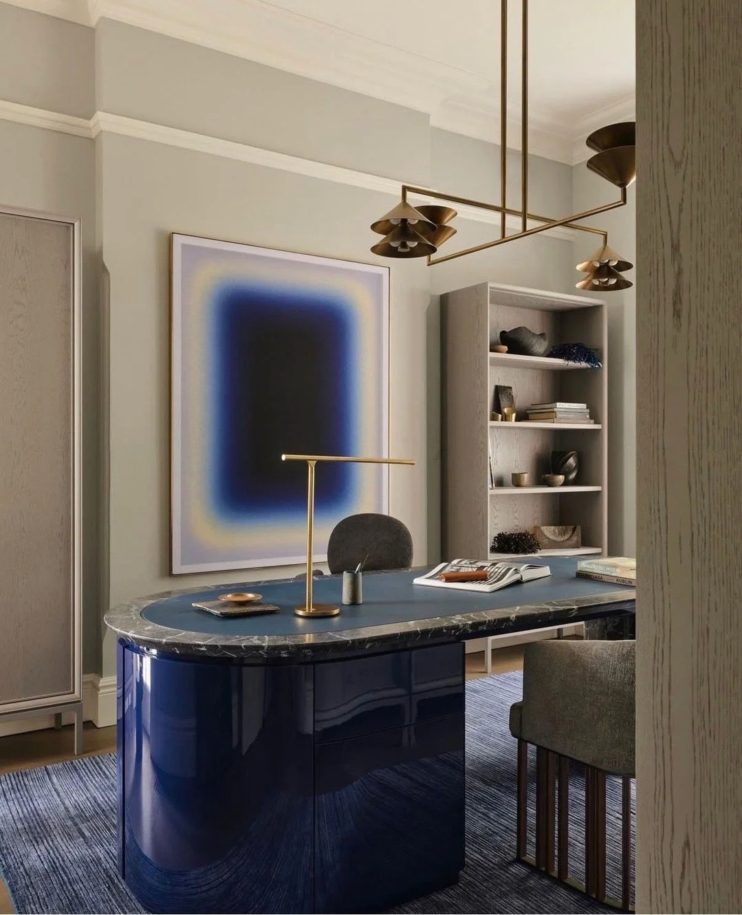 This bold blue is eye catching! (Design by @mimdesignstudio, photo by @smartanson)  #thecravecollective #interiordesign #design #homeoffice #interiors123