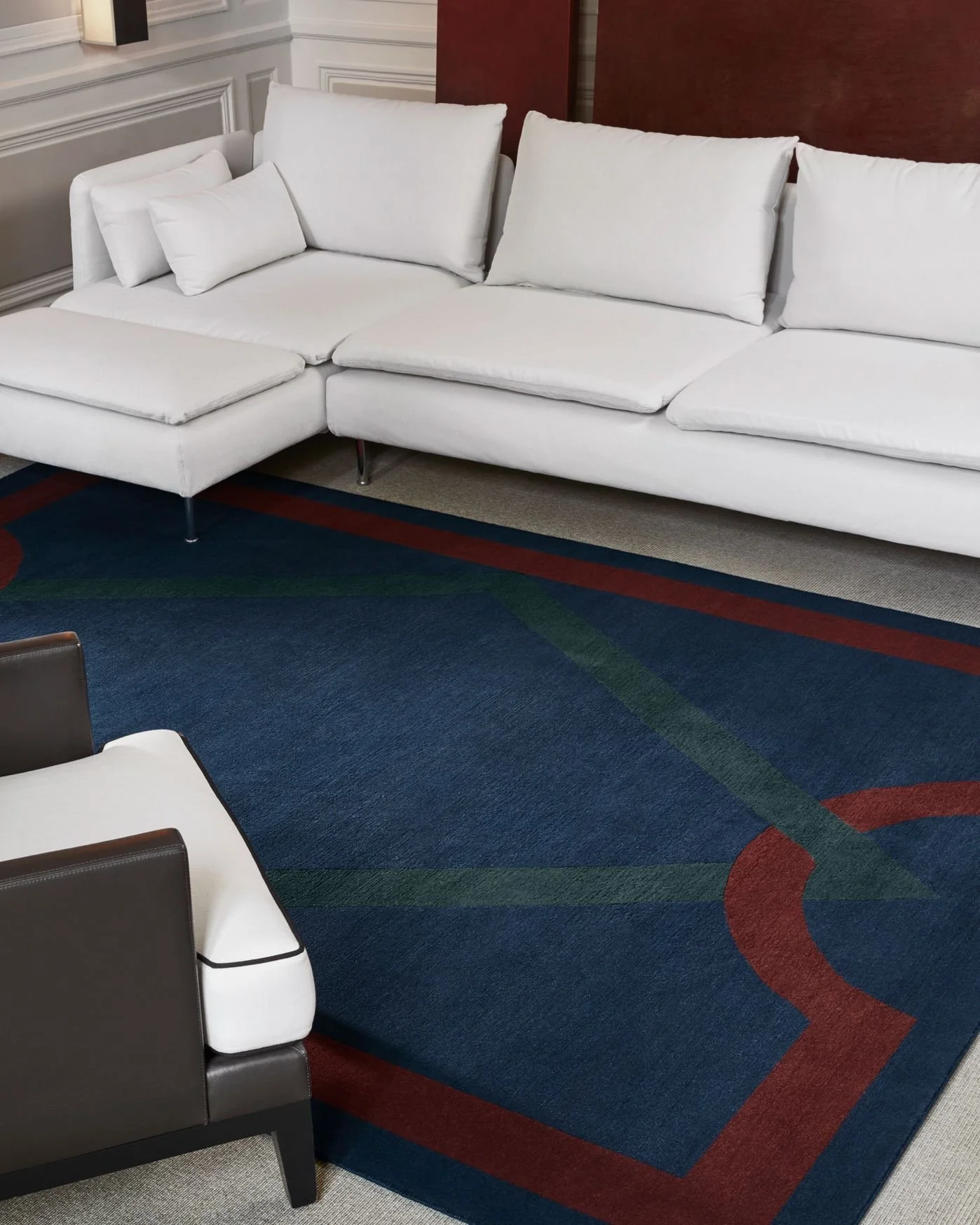 Such a chic yet simple design from the Andre Arbus Foundation collection from @lamanufacturecogolinofficiel.  #thecravecollective #rugs #bespokerugs #handmade #luxury