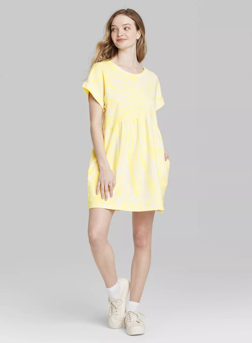 yellow and white dress TIE DYE TRENDS