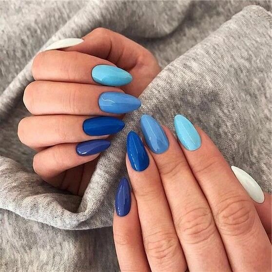 shades of blue SPRING NAIL INSPIRATION