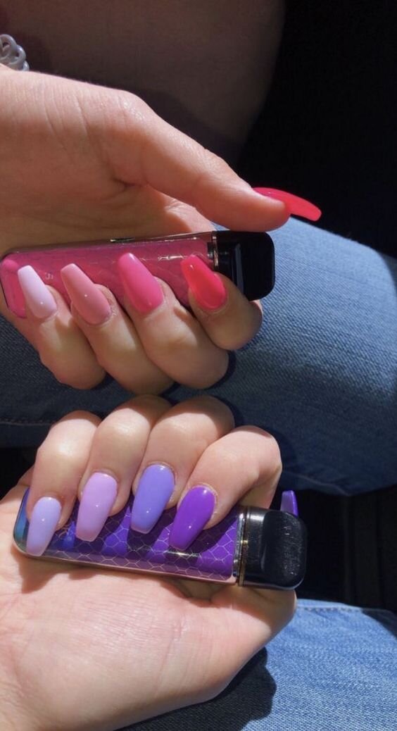 purple and pink SPRING NAIL INSPIRATION