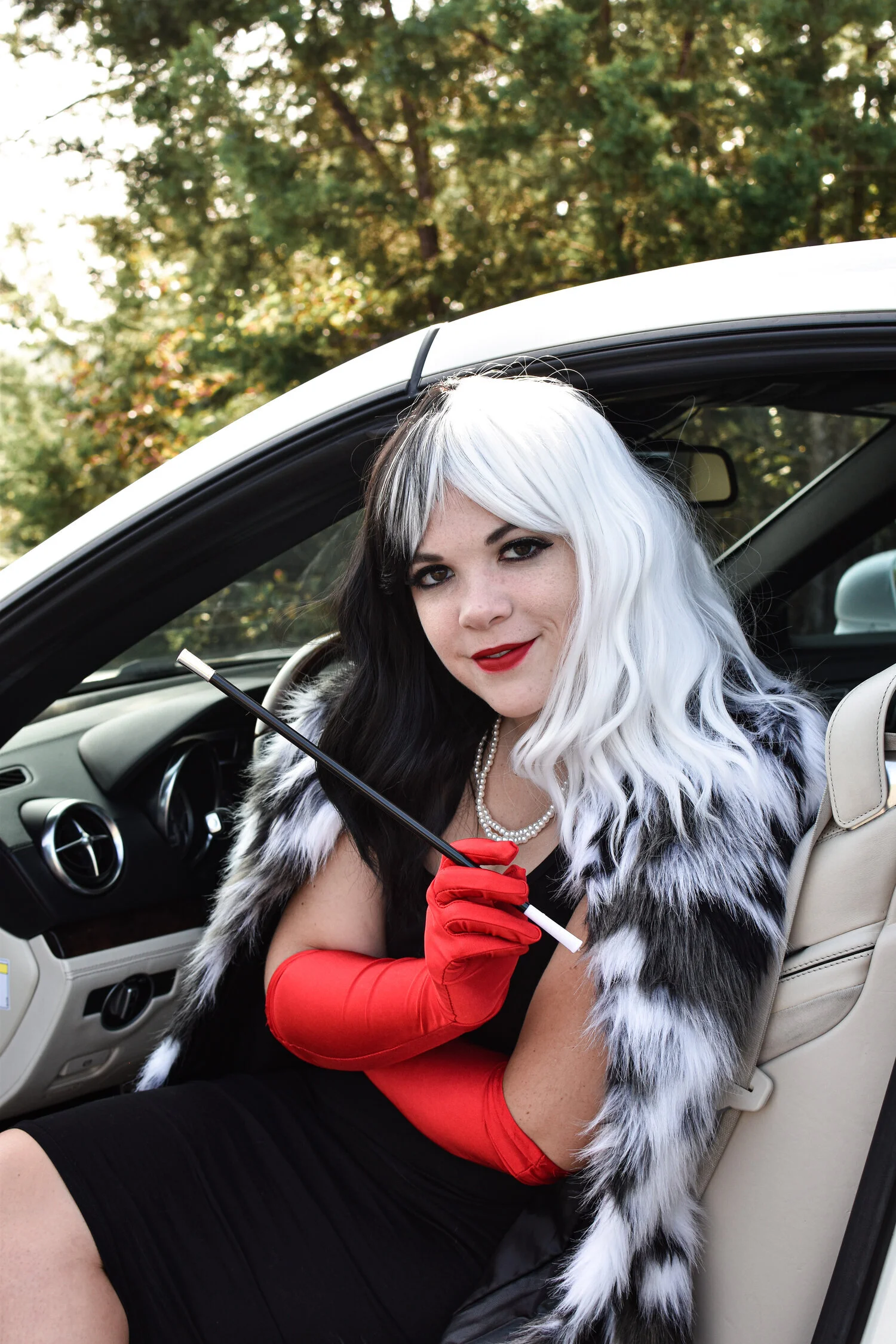 HOW TO BE CRUELLA DEVIL FOR HALLOWEEN