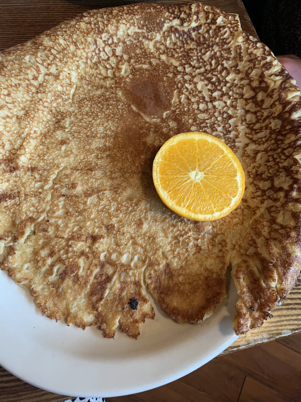 German pancake with lemon on top