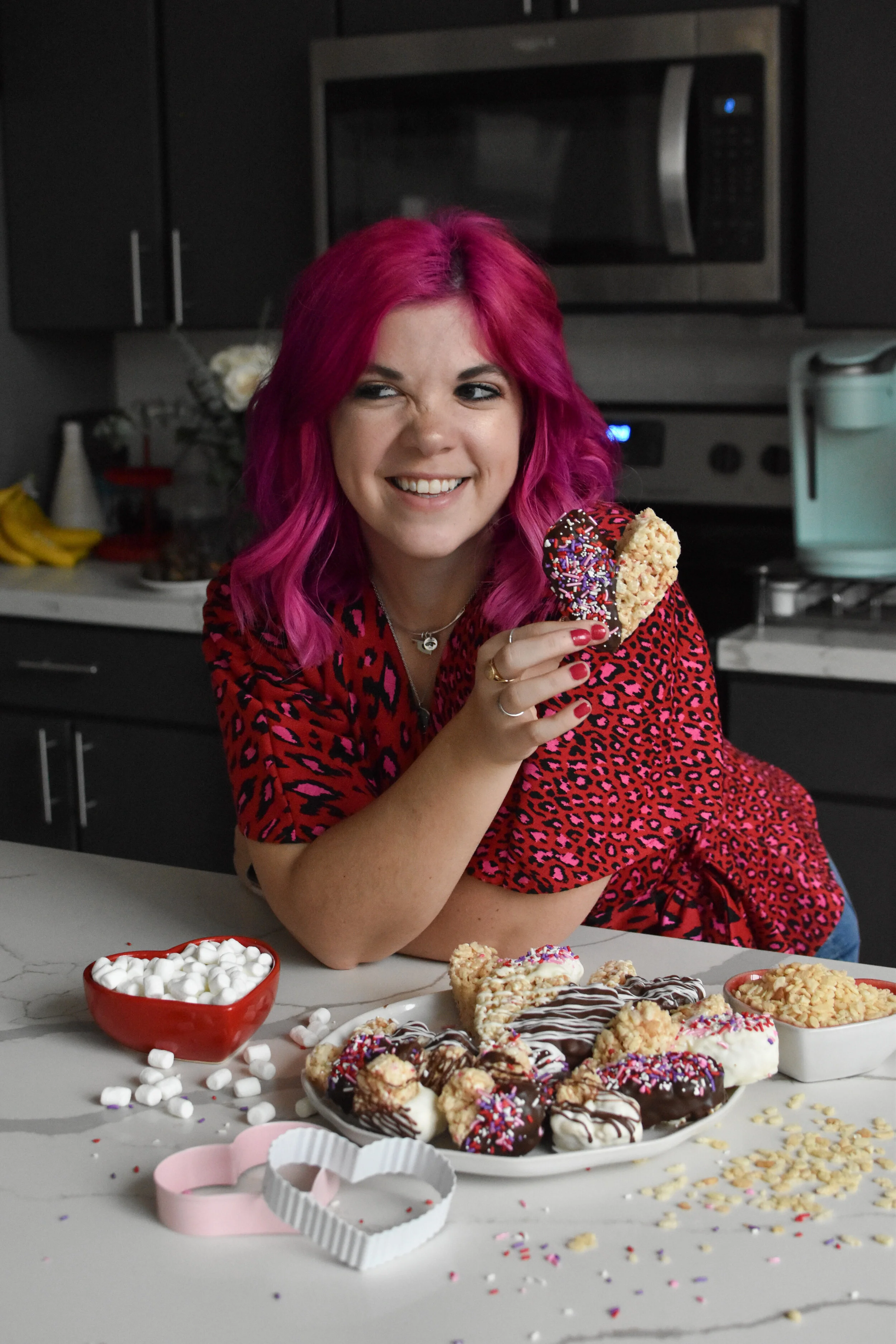 HOW TO MAKE HEART SHAPED RICE KRISPIE