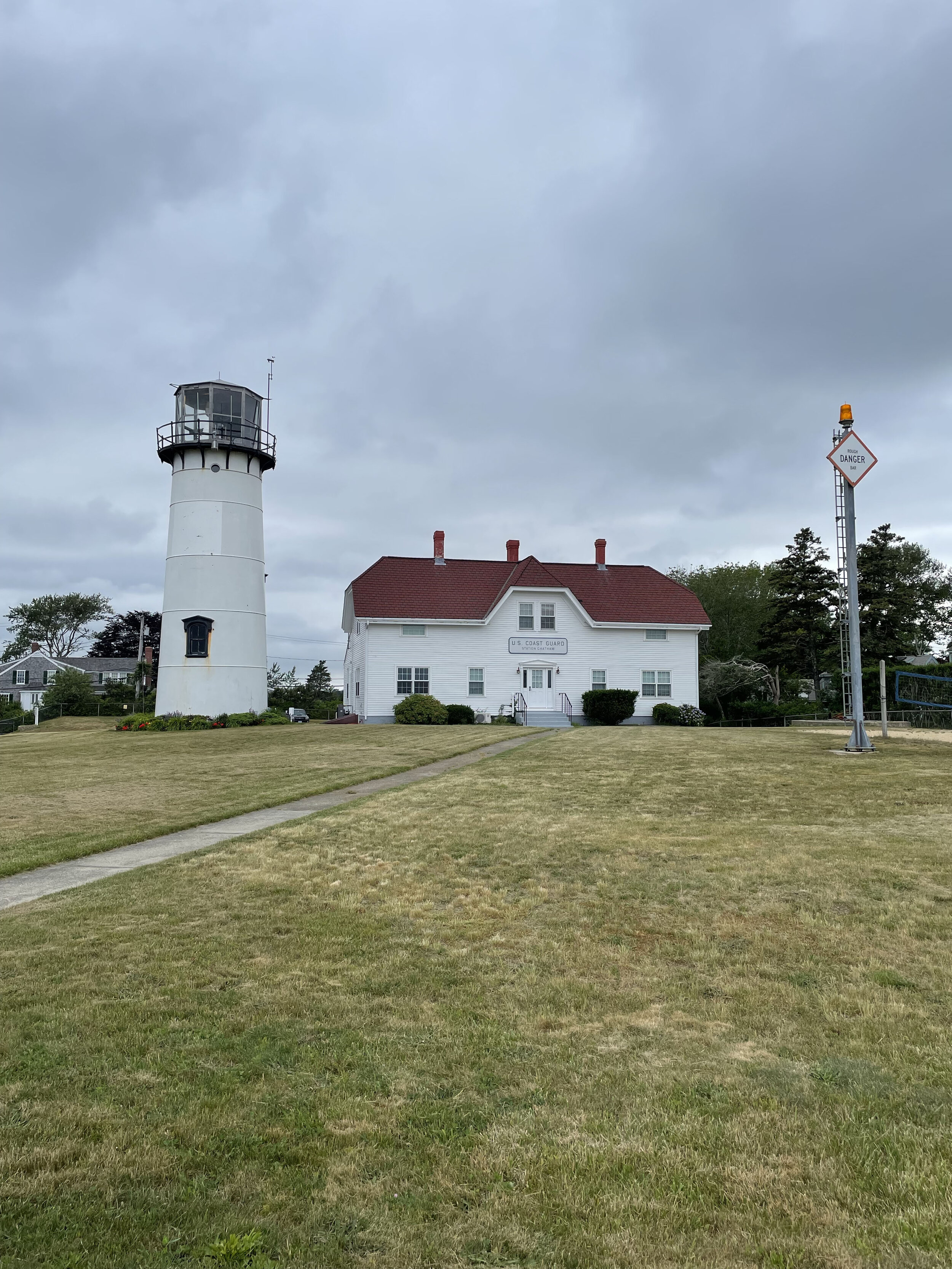 Chatham Lighthouse 5 DAY ITINERARY FOR YOUR NEXT VACATION TO CAPE COD, MASSACHUSETTS