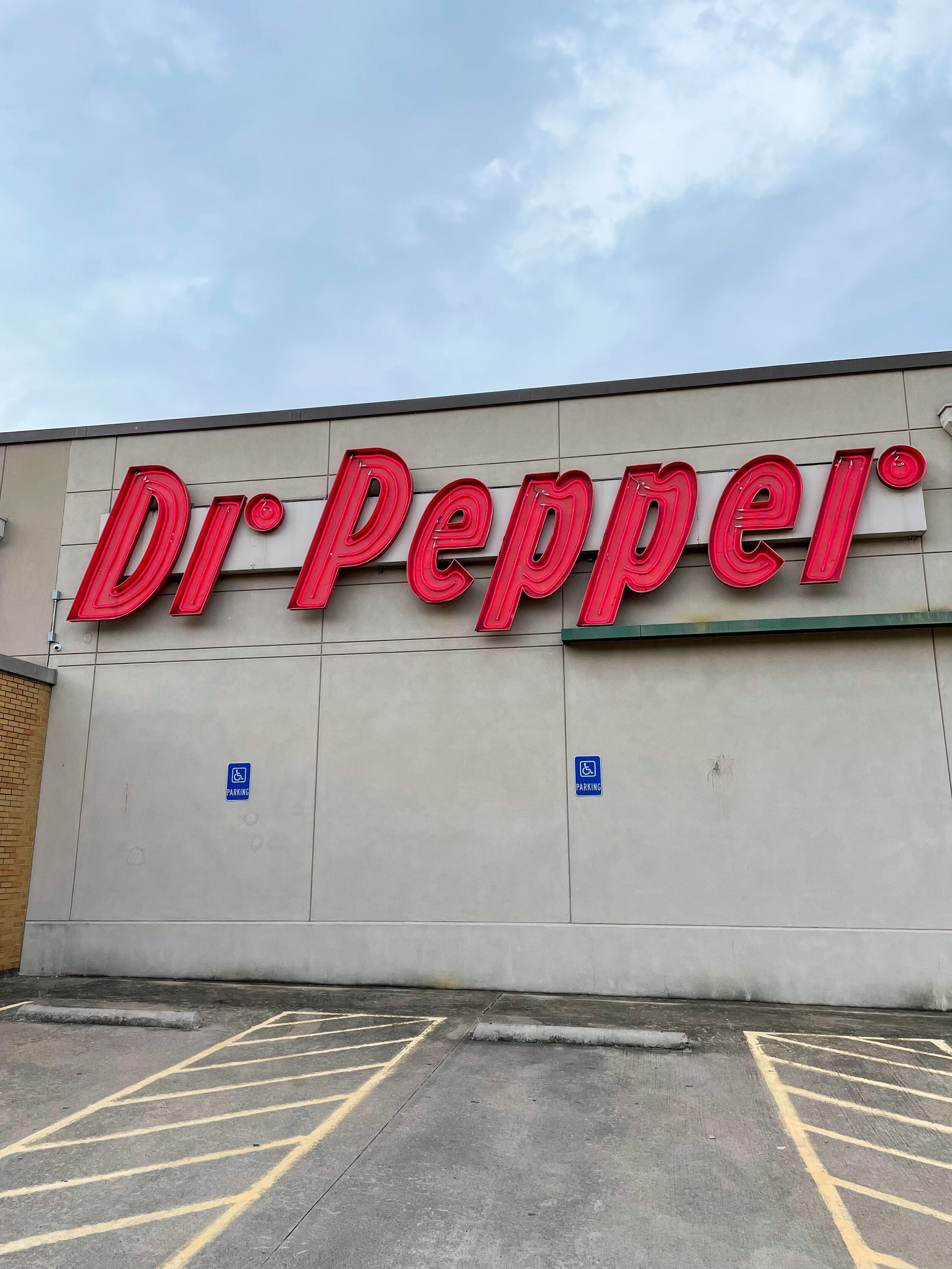 exterior of the Dr. Pepper Museum