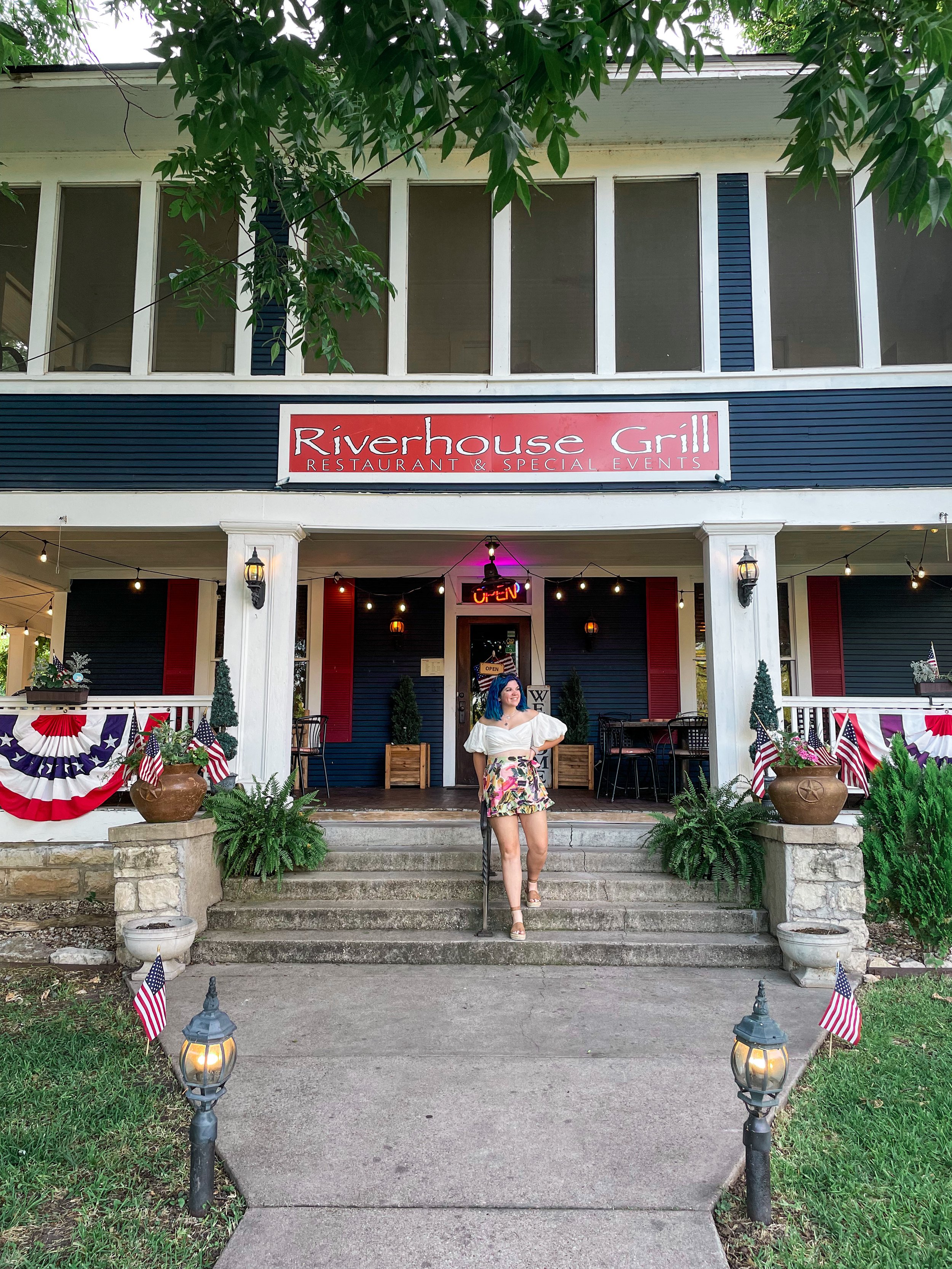 Riverhouse Grill at Glen Rose, Texas