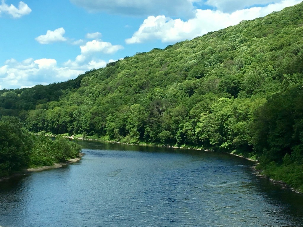 Delaware river view_vivid_hb_509b.jpg