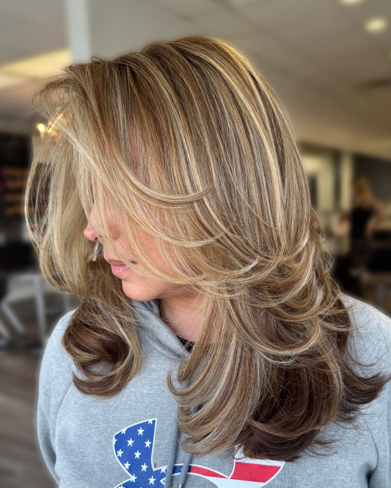 color, cut &amp; style | by Ariannys
&bull;
&bull;
&bull;
#themakeupstudiony #thestudiony #blonde #blondebabe #blondebeauty #hair #haircolor #highlights #haircut #hairstylist #haircolorist #longislandhair #babylonvillage #longislandsalon #longislandn