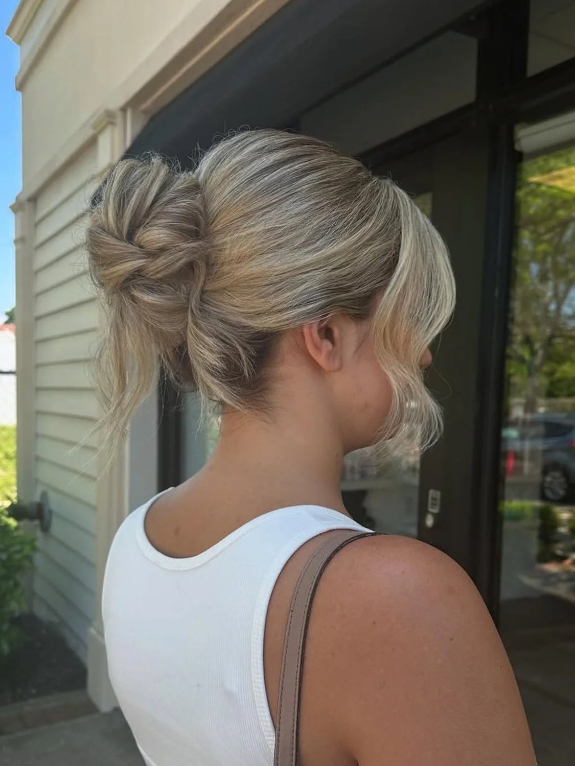 upstyle | by Elena
&bull;
&bull;
&bull;
#themakeupstudiony #thestudiony #upstyle #updo #hairstyle #hairstyles #blondehair #blondeupdo #blondeupstyle #hairtrends #oldmoney #oldmoneystyle #oldmoneyhair #maneinterest #longislandhair #longislandhairstyli