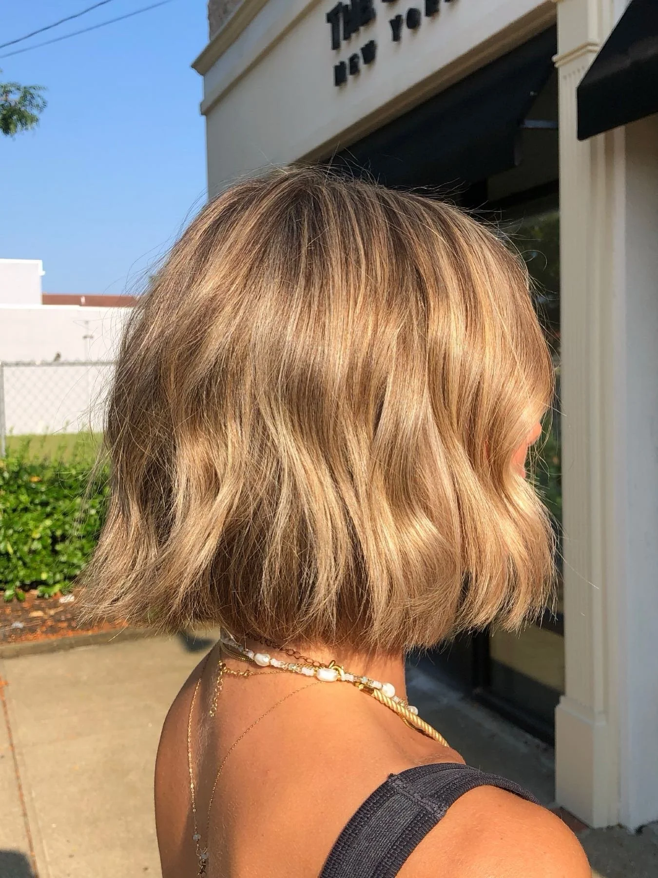 highlights &amp; haircut | by Tori
&bull;
&bull;
&bull;
#fyp #themakeupstudiony #foryoupage #blondebob #blondeinspo #bobhaircut #chopitoff #maneinterest #bestofli #behindthechair #babylonvillage #longisland #longislandsalon #longislandhair #newyorkha