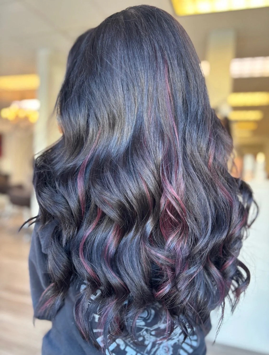 Bellami hair extensions for pops of color💟 | by Jordan 
&bull;
&bull;
#bellamihairextensions #longislandhair #themakeupstudiony #fyp #bellamipro

Bellami Professional Hair Extensions | Tape-Ins