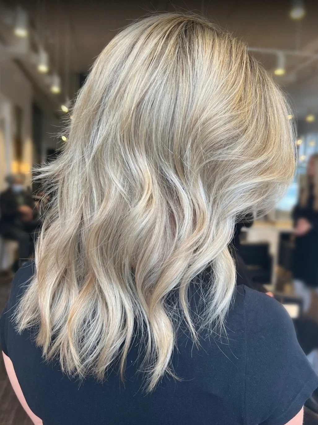 soft dimensional blonde✨ | by Tori
&bull;
&bull;
#themakeupstudiony #vanillablonde #modernblonde #longislandhair #softblonde