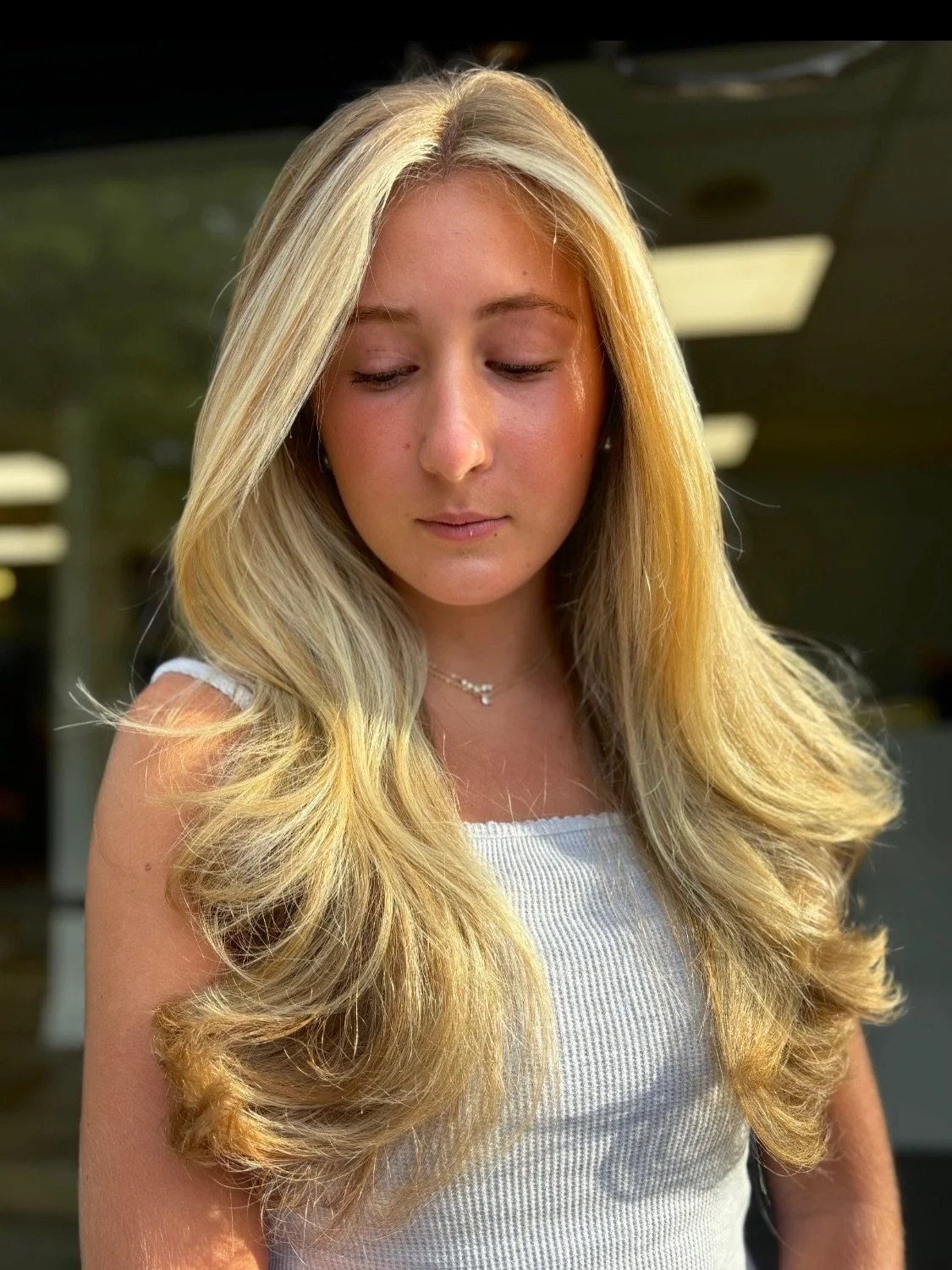 holding on to summerrr☀️full hair painting by Dani | cut &amp; style by Jordan 
&bull;
&bull;
#fyp #hairpainting #blondebalayage #endlesssumer #longislandhair