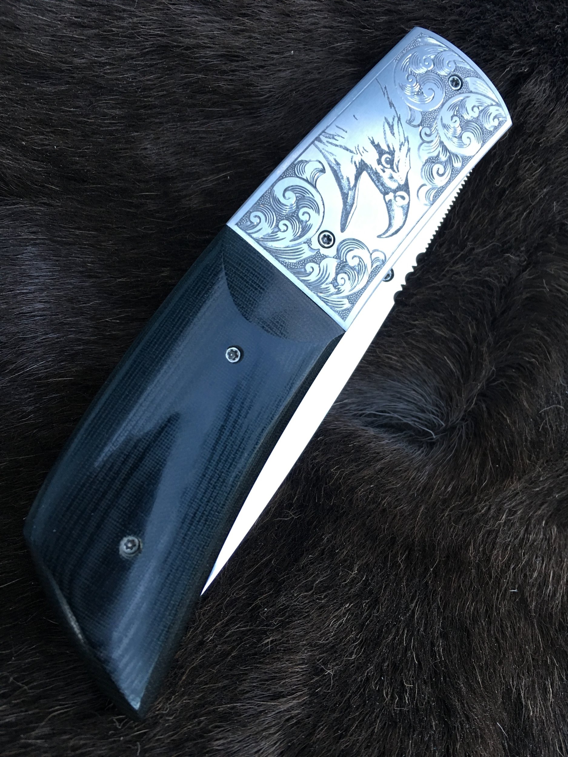 The Nicholas Cage Look-alike Knife