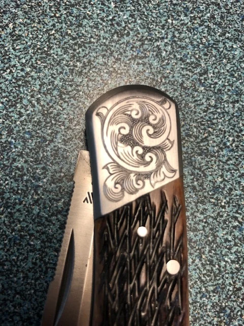 An Engraving Layout Method