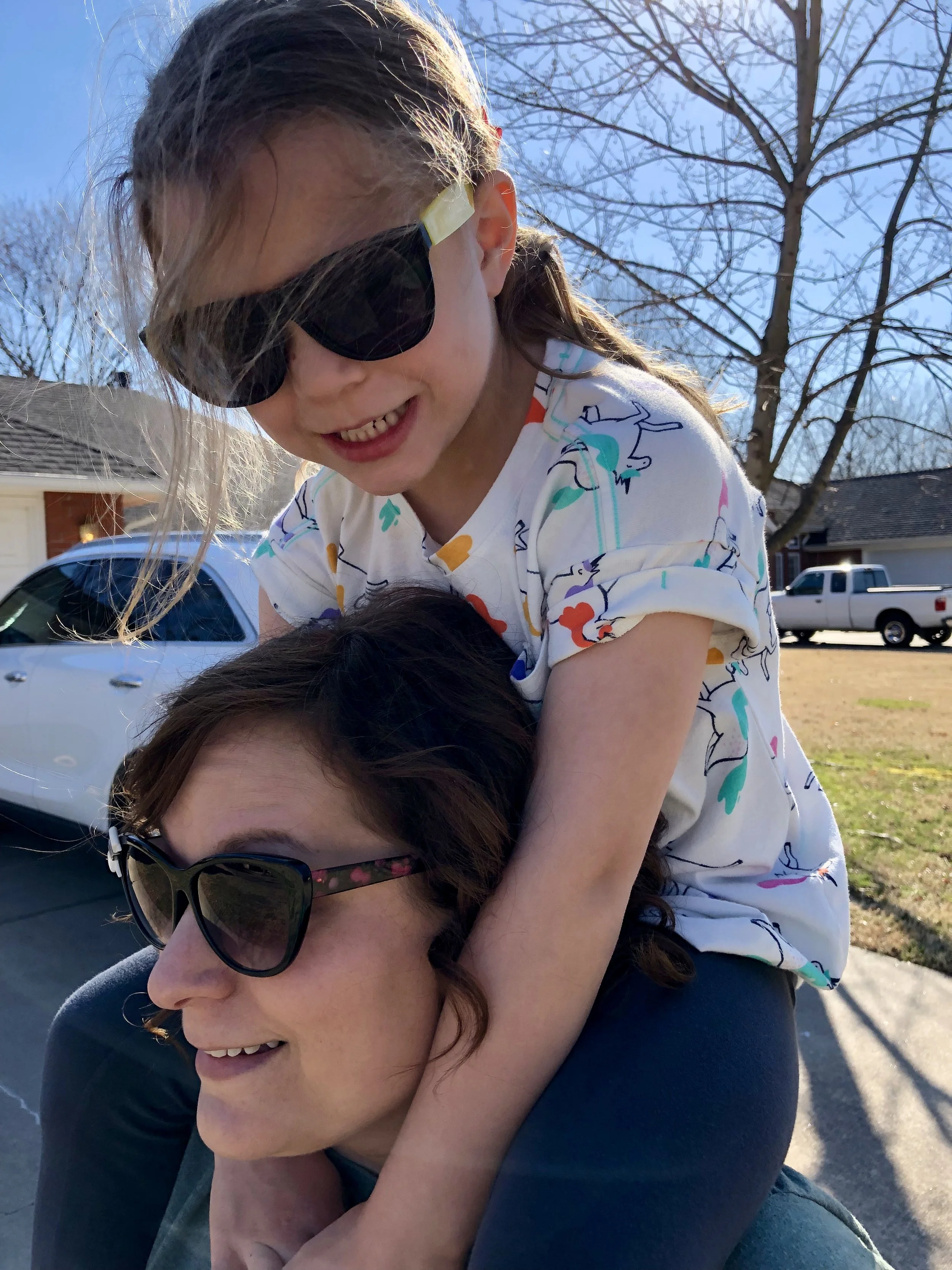 STAY-AT-HOME AUNT