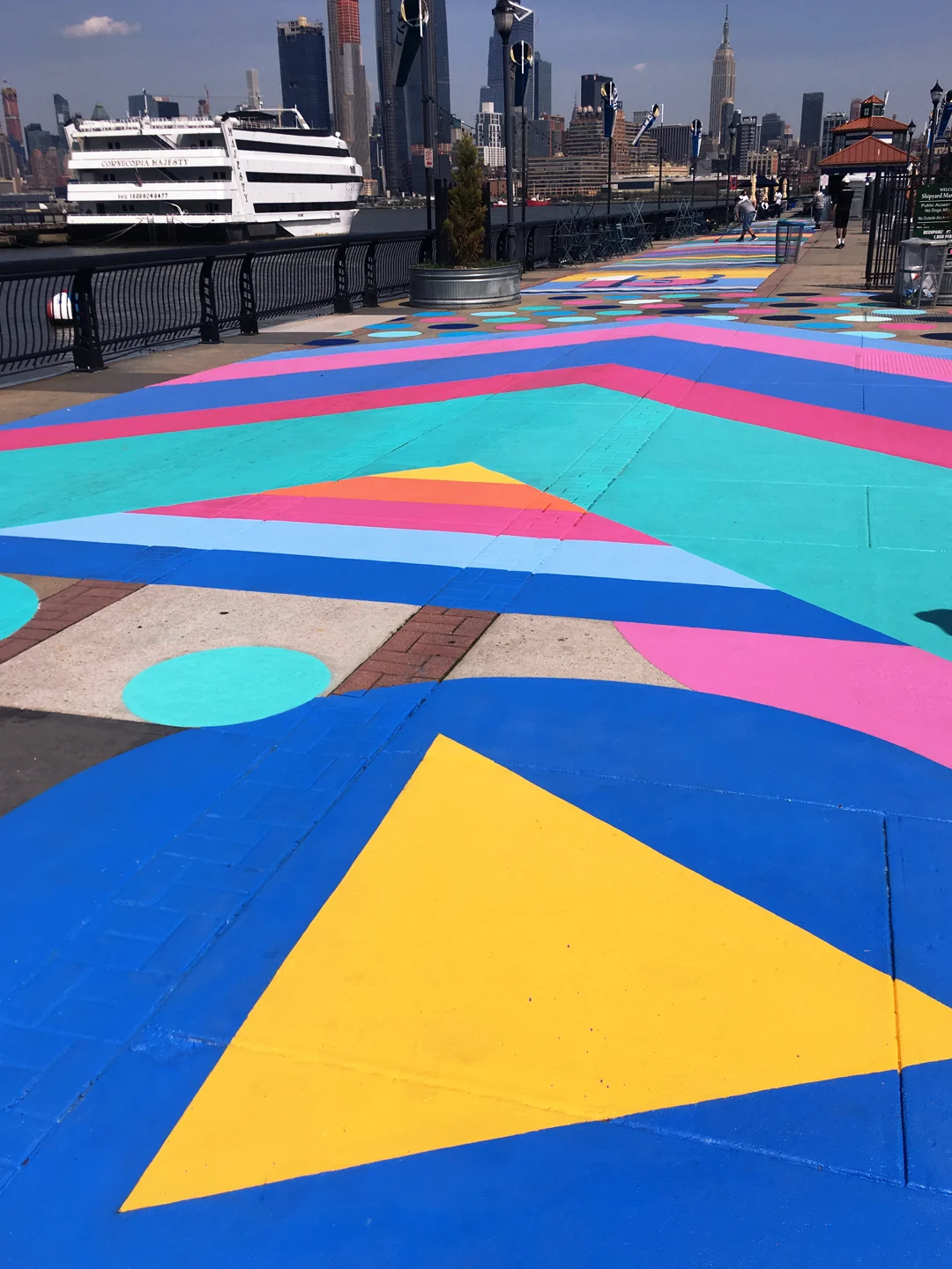 Pier13_Mural12.jpg