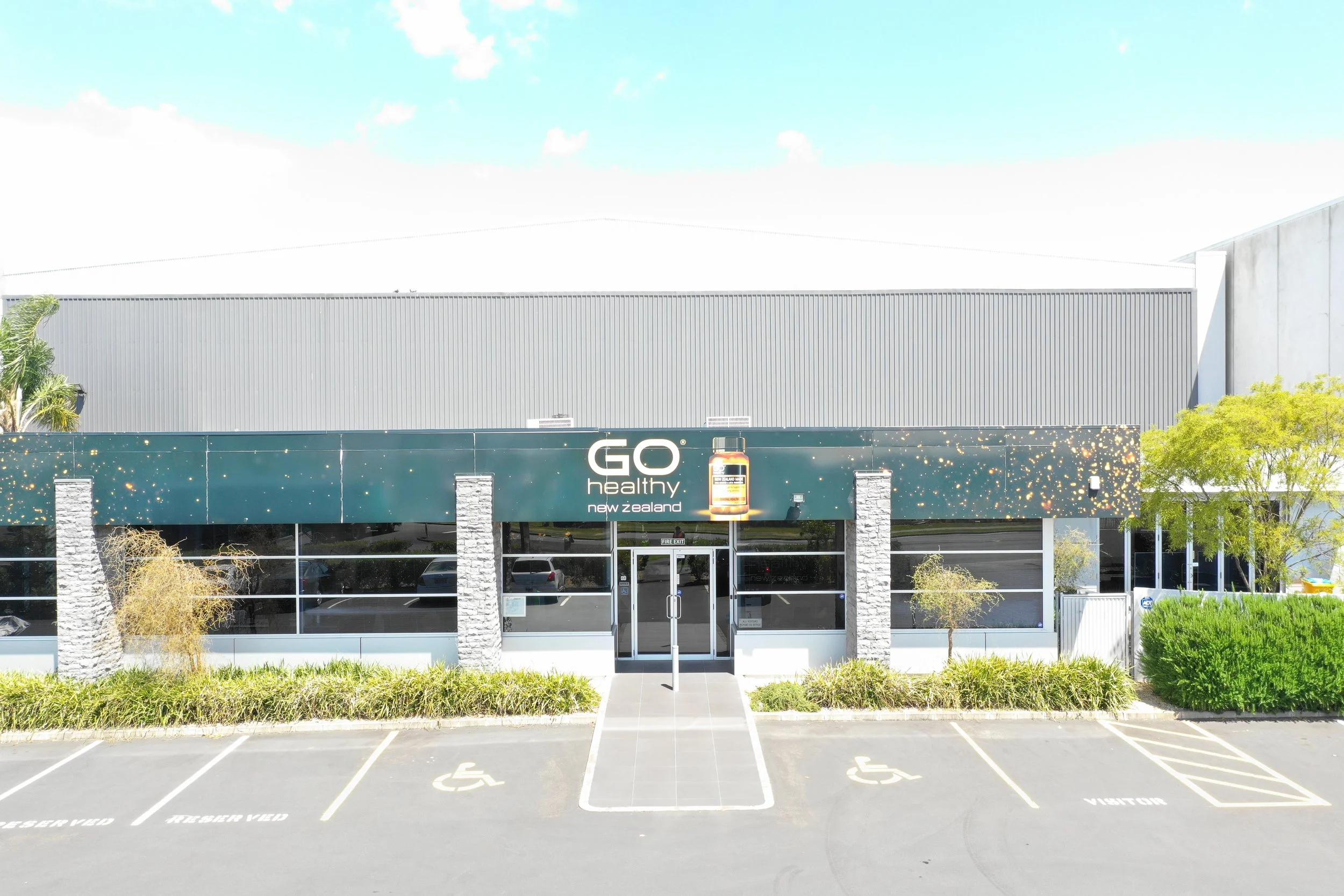 The office at 88 Montgomerie Drive Airport.JPG