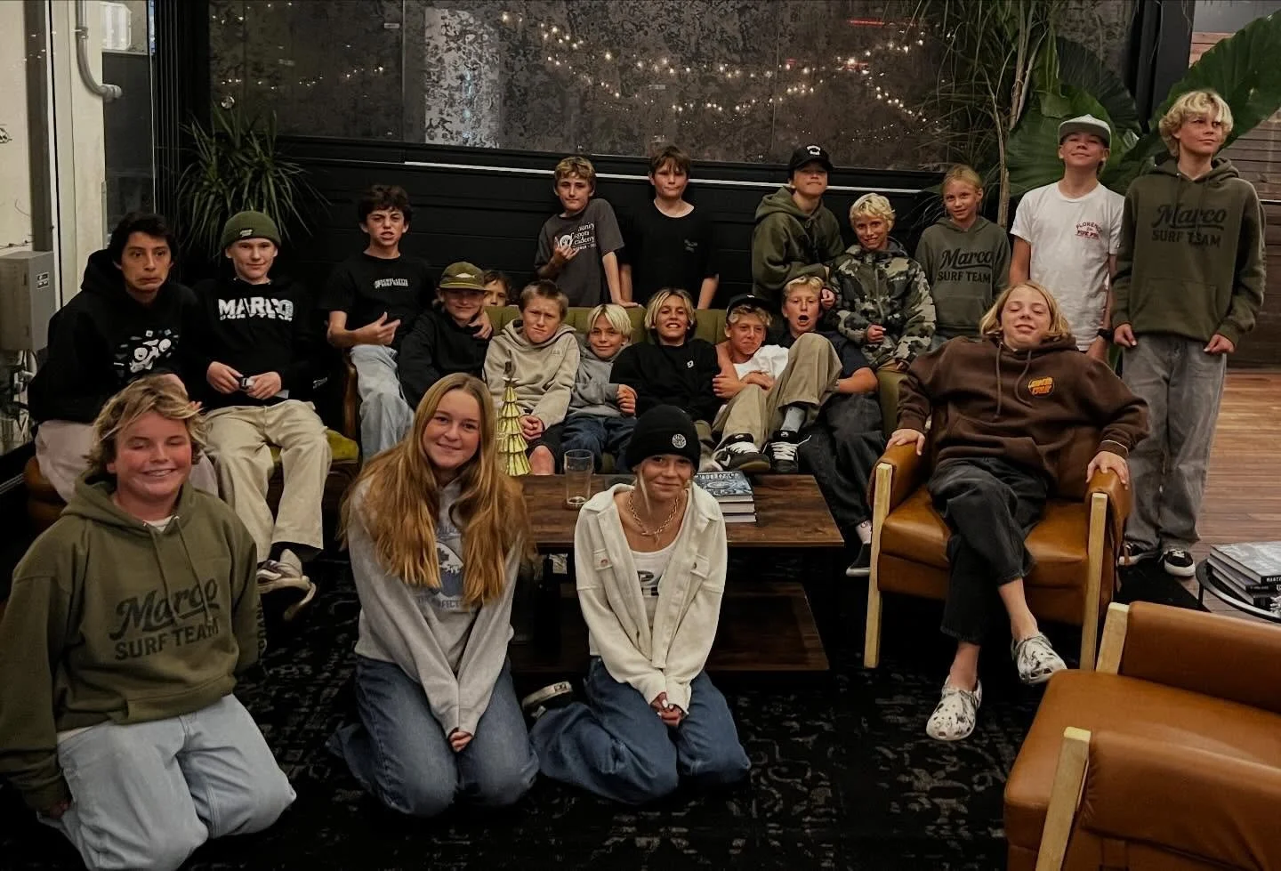 Solid team dinner at @eatatcrafthouse tonight&mdash;fueling up for Saturday&rsquo;s contest! Food was amazing, stoke is high and the crew is locked in. Let&rsquo;s paddle out strong, Marco! 🏄&zwj;♂️🔥 @killerdanasurfshop