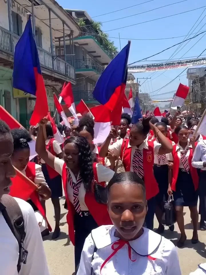Happy Flag Day!!! 🇭🇹🇭🇹🇭🇹🇭🇹🇭🇹

The flag of the world&rsquo;s first Black Republic is a message of pride, resistance &amp; resilience. Today and always we stand clear that the spirit of the Haitian Revolution continues today in our effort to 