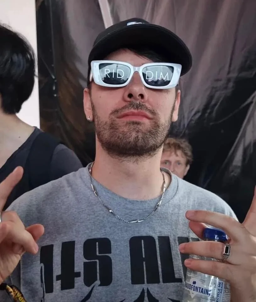 E8DD903A-BDD8-4CED-BC1D-41E2E06DBE2A