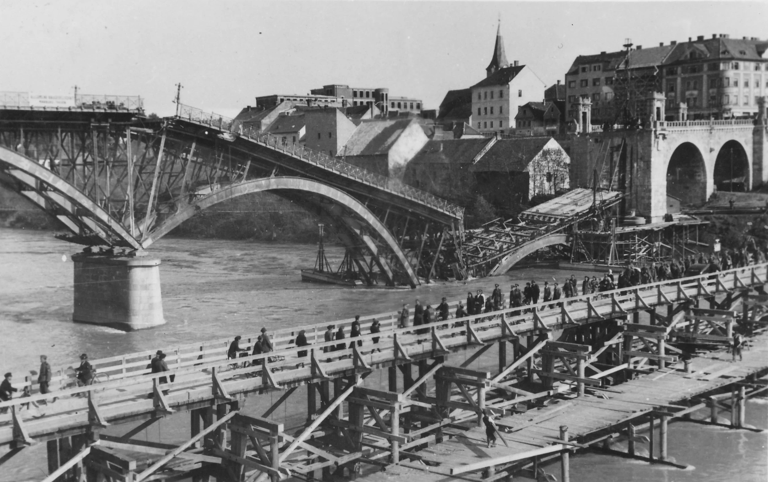 2-1941.jpg