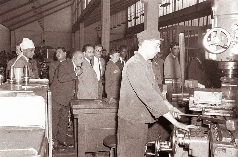 60-1955-1961.jpg