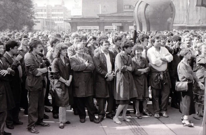 77-1988.jpg