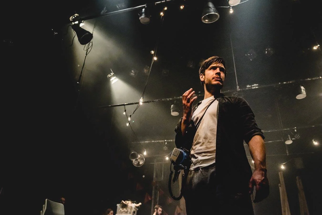  The Caucasian Chalk Circle Directed By Ricky Dukes Lazarus Theatre Company Greenwich Theatre Production Photos By Adam Trigg 