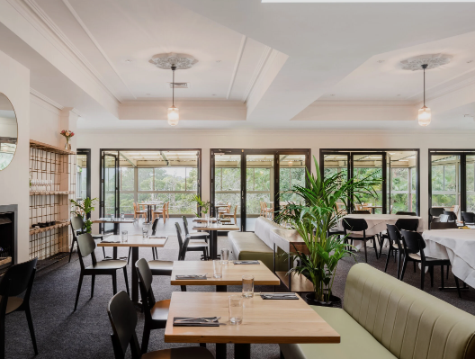 Paradise Valley Hotel