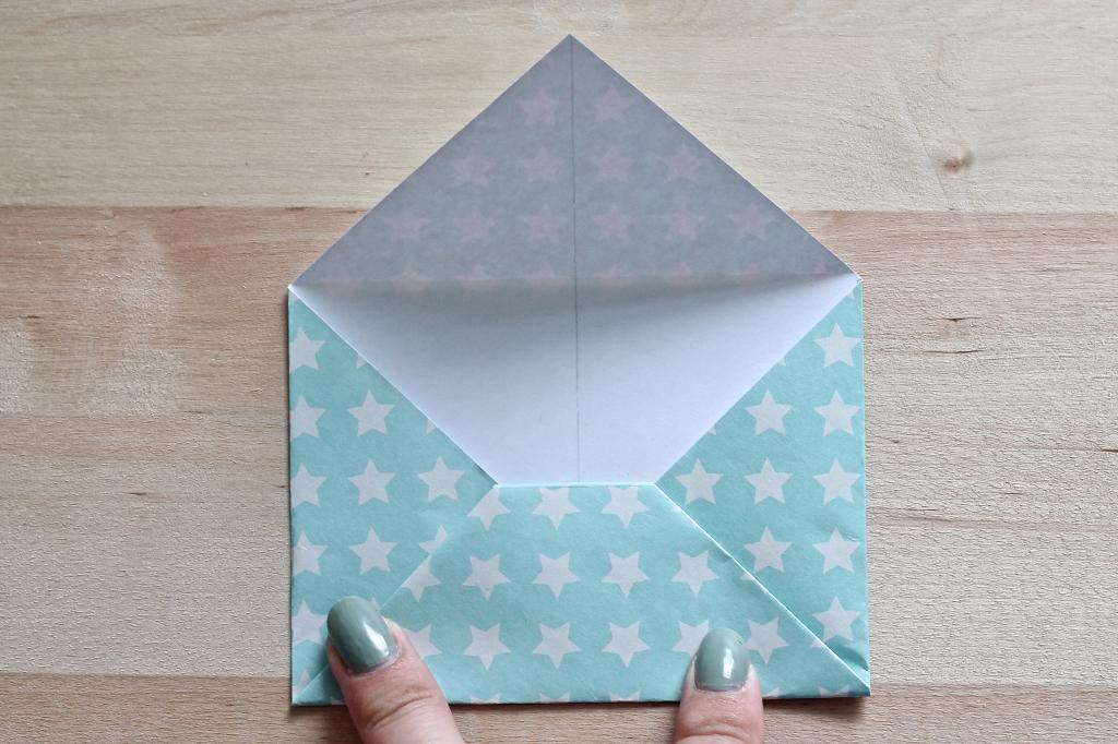 Bøje Miljøvenlig Fitness Sådan folder du dine egne farverige kuverter. — Flair