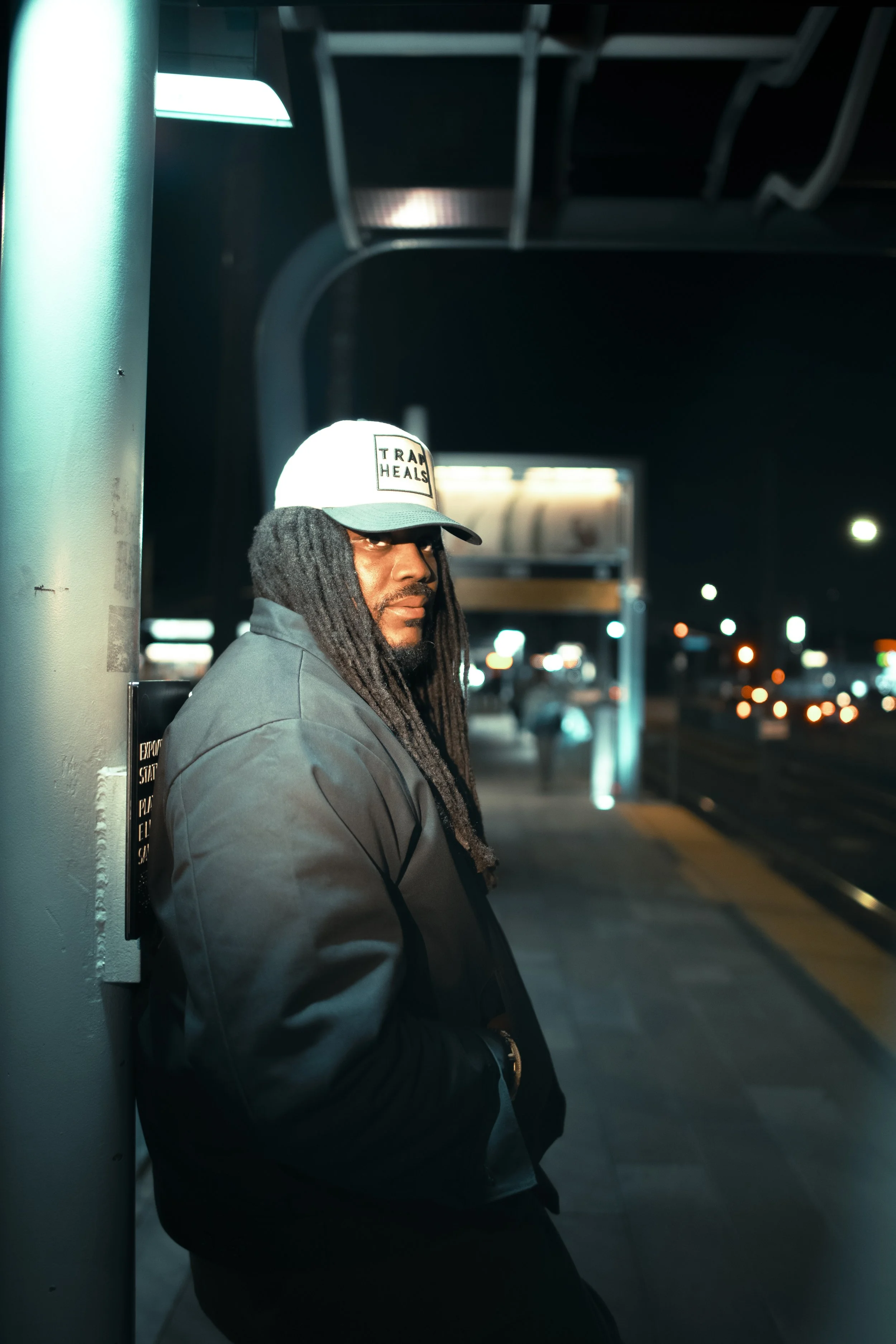 th_hat_002.jpg
