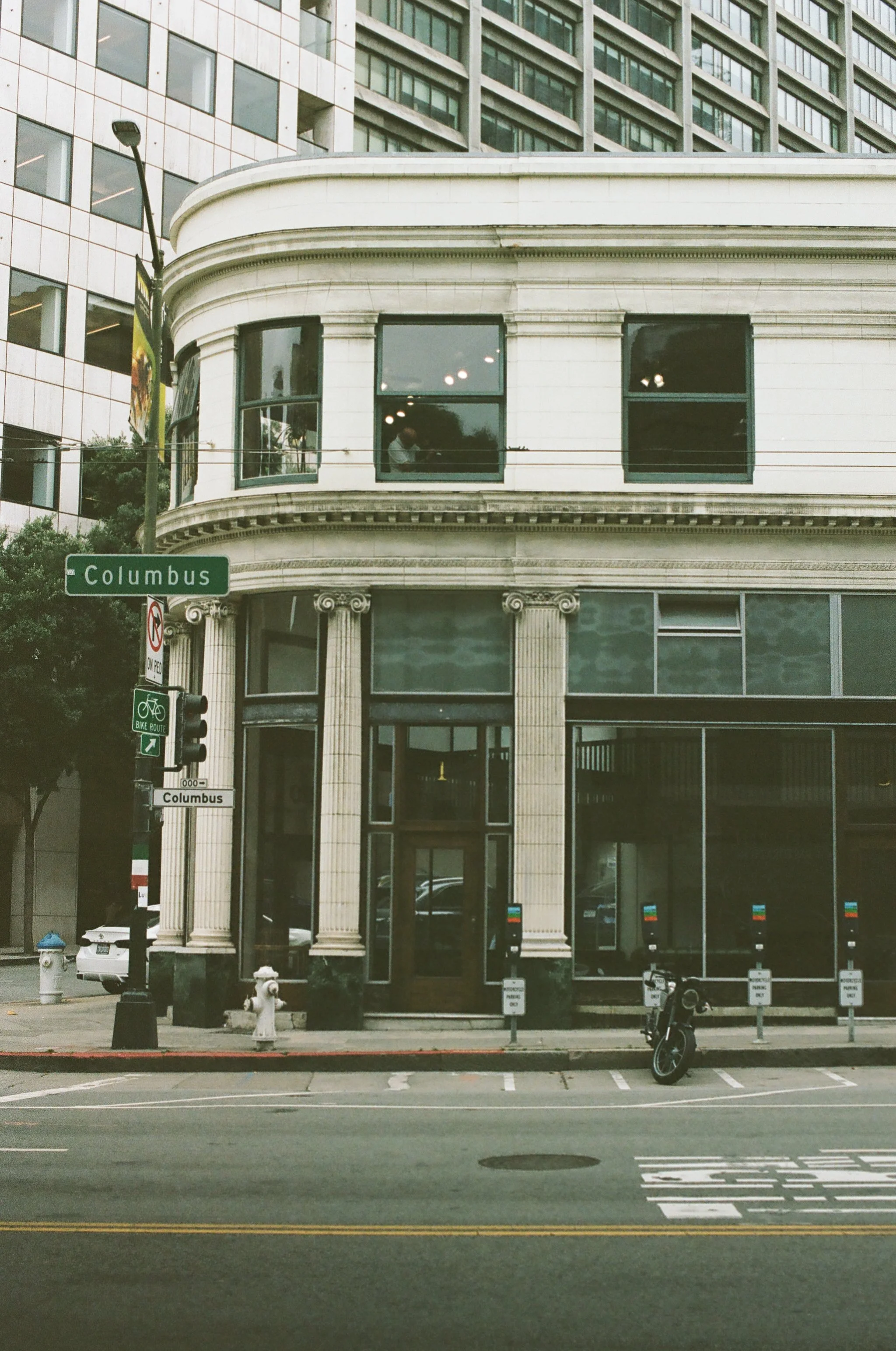 0030_7120127.jpg