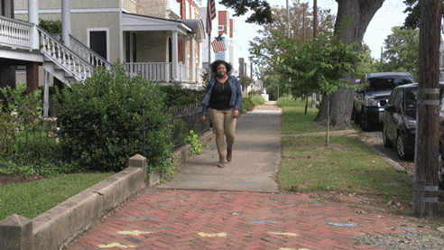 Lea-loop.gif