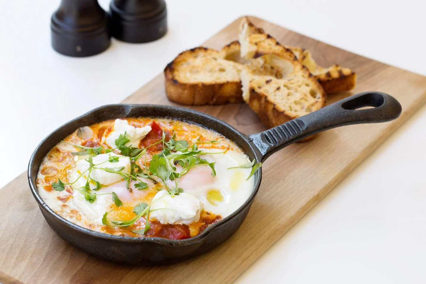 Shakshuka-yotam-ottolenghi-chefs-world-series-conde-nast-traveller-3june16-pr.jpg