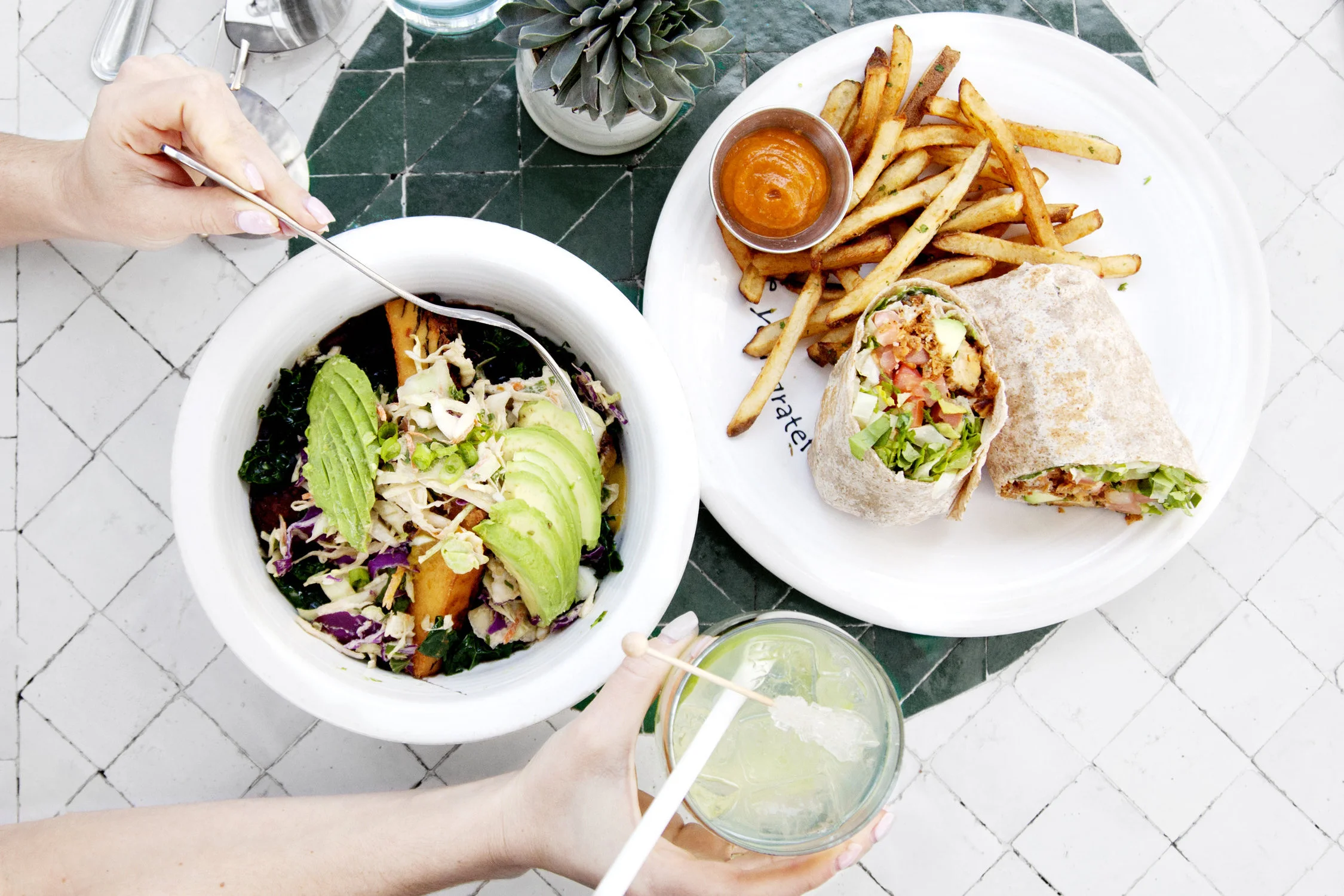 Cafe+Gratitude+Newport+Beach-1.jpeg