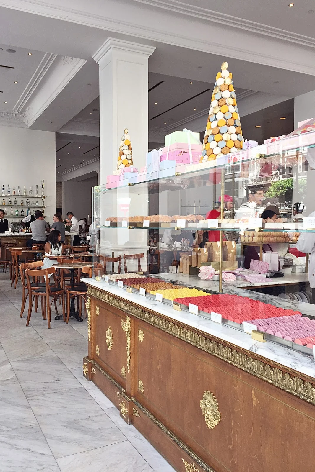 Bottega_Louie_5.jpg