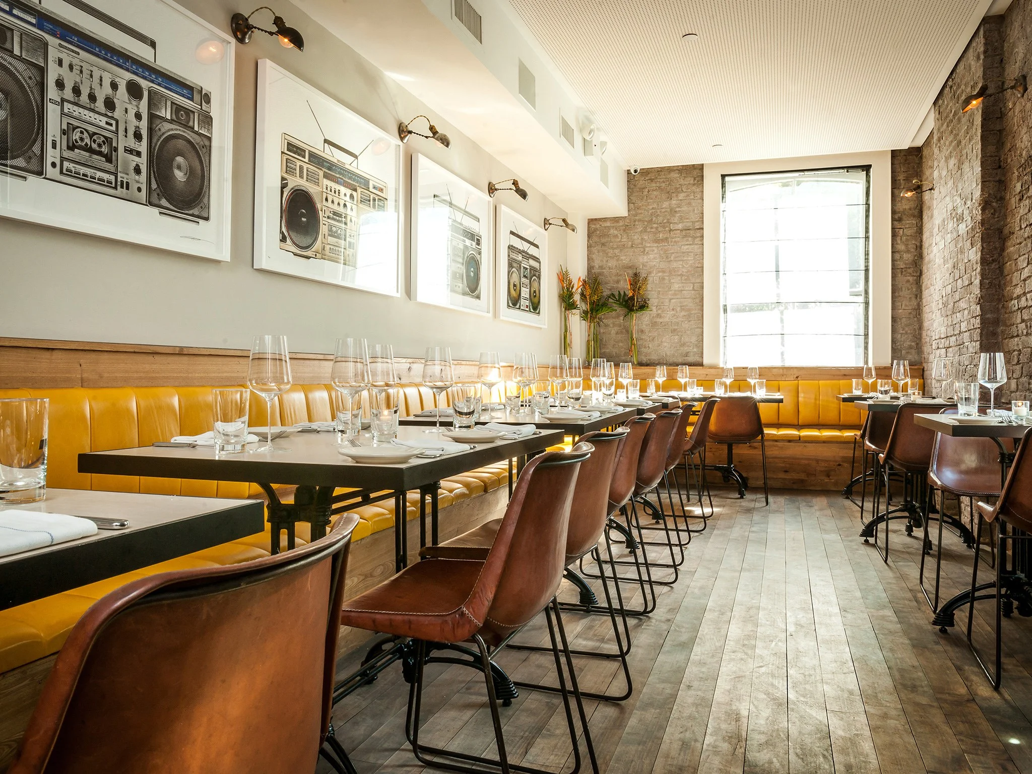 best-restaurants-NYC-Charlie-Bird-interior-2016.jpg