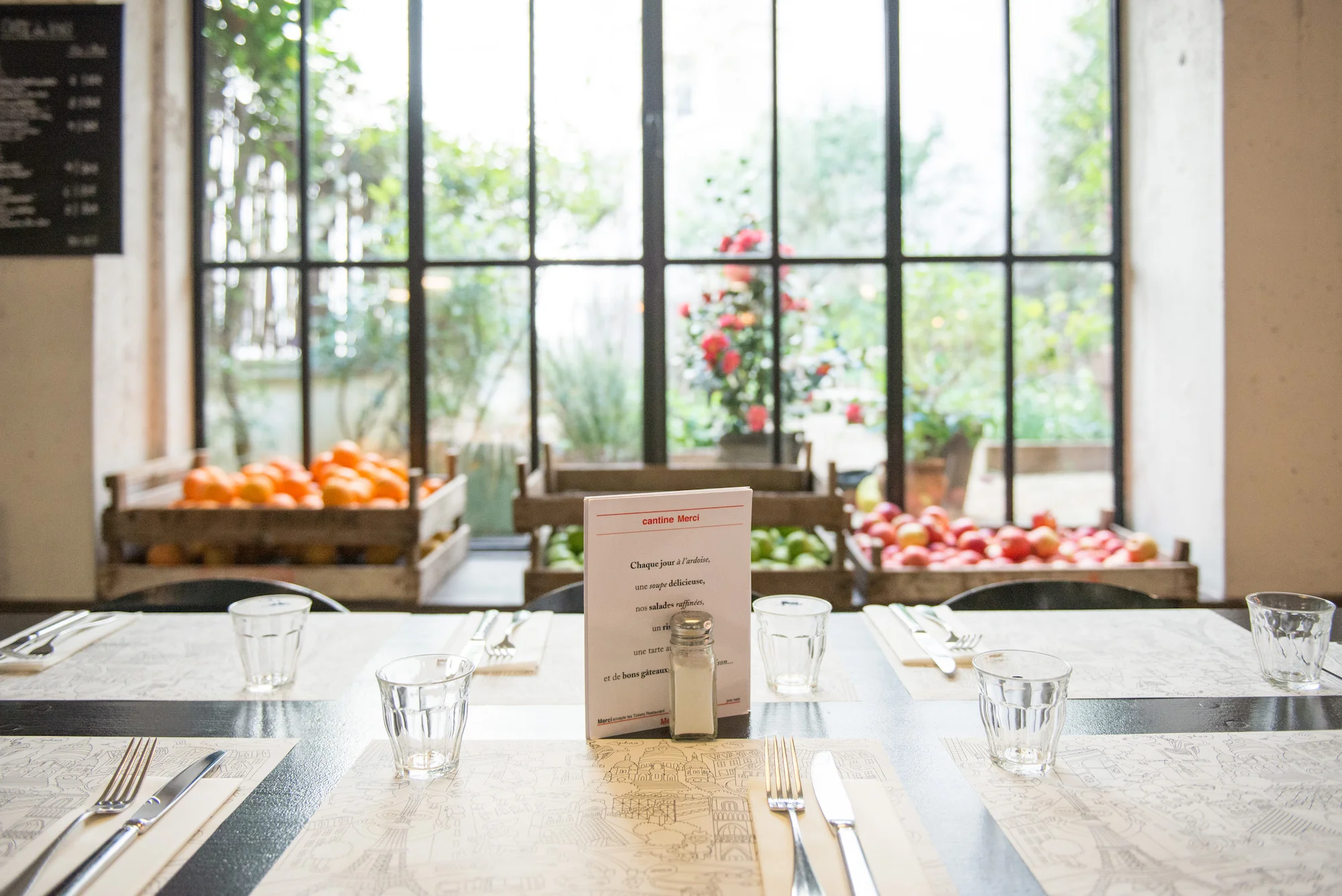 la-cantine-de-merci-2.jpg