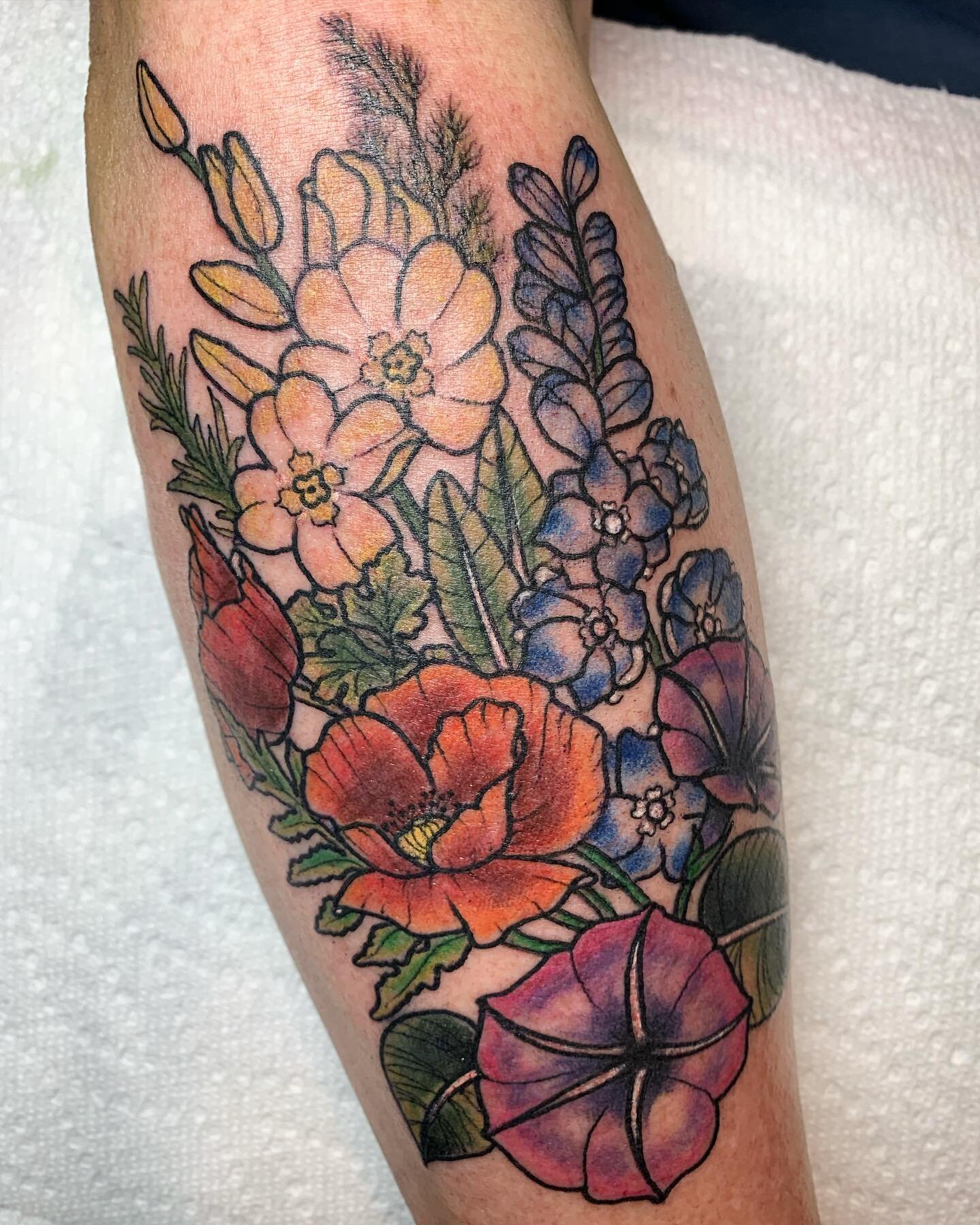 Birth month flowers for her family and some culinary herbs for her passion. Thanks for looking! #sevenravenstattoo #cttattoo #cttattoos #cttattooartist #cttattooshop #manchesterct #ctsmallbusiness #thankyou