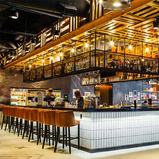 Moxy Bar.png