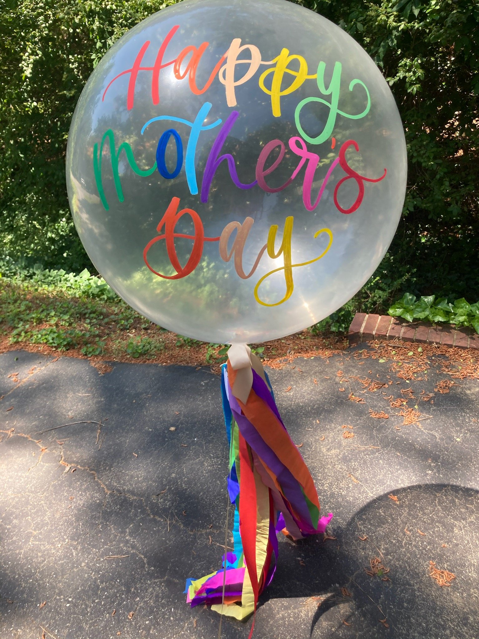 Balloon-Rainbow Mother's Day.jpg
