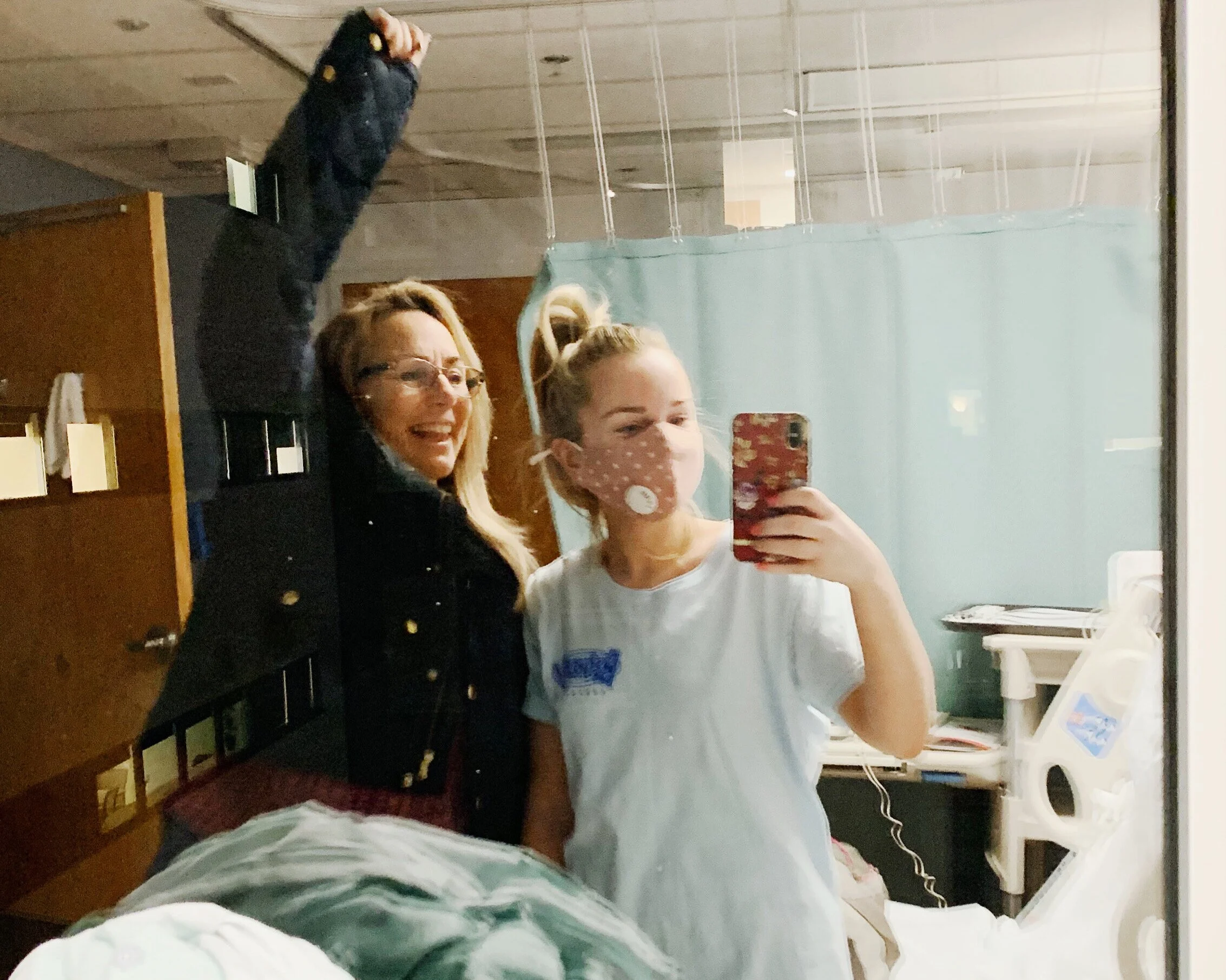 Behind the scenes : my mama