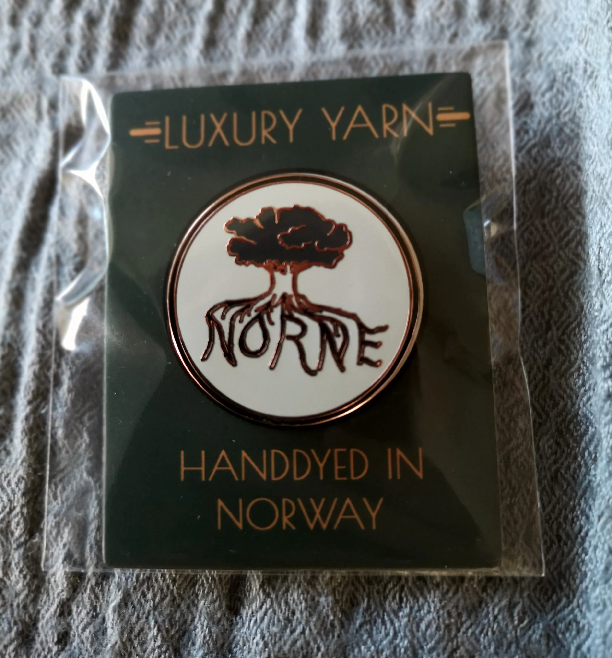 Norne Yarn Enamel Pin